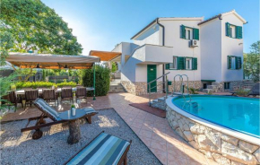 Beautiful Apartment In Jadrija